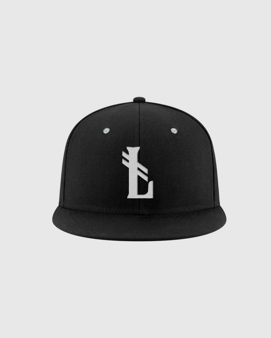 Leverage Fitted Hat // Black